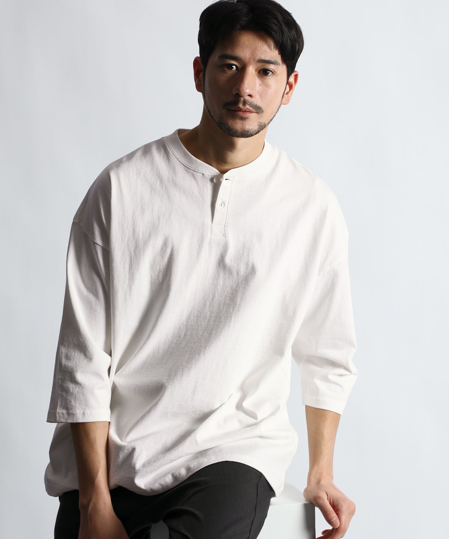 ヘビーウェイト(8オンス) リラックスフィット 7分袖 ヘンリーTシャツ