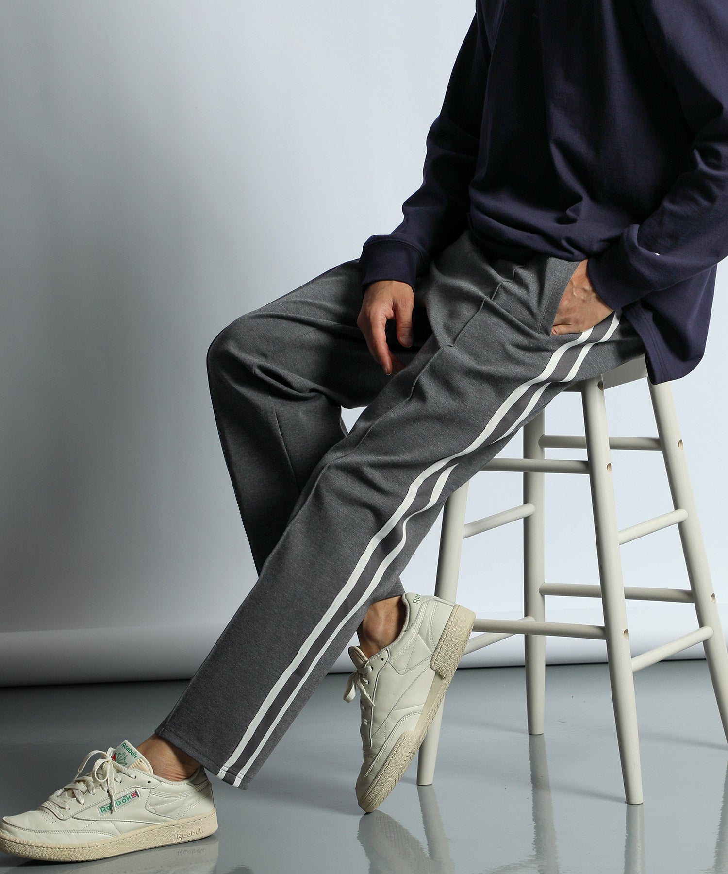 センタークリース サイドライン トラックパンツ